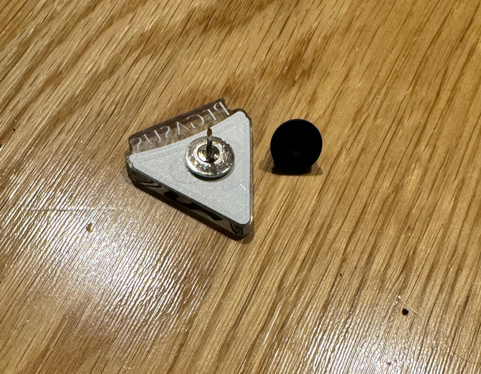 PEGASUS Pin med bag
