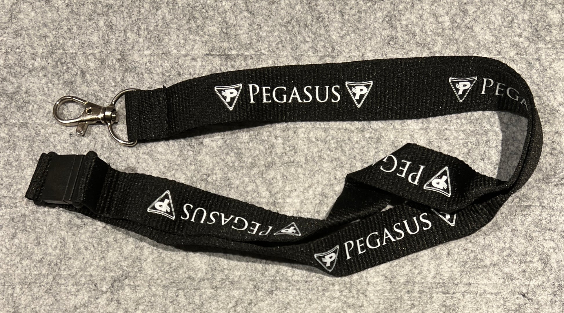 Pegasus nøkkelbånd med logo